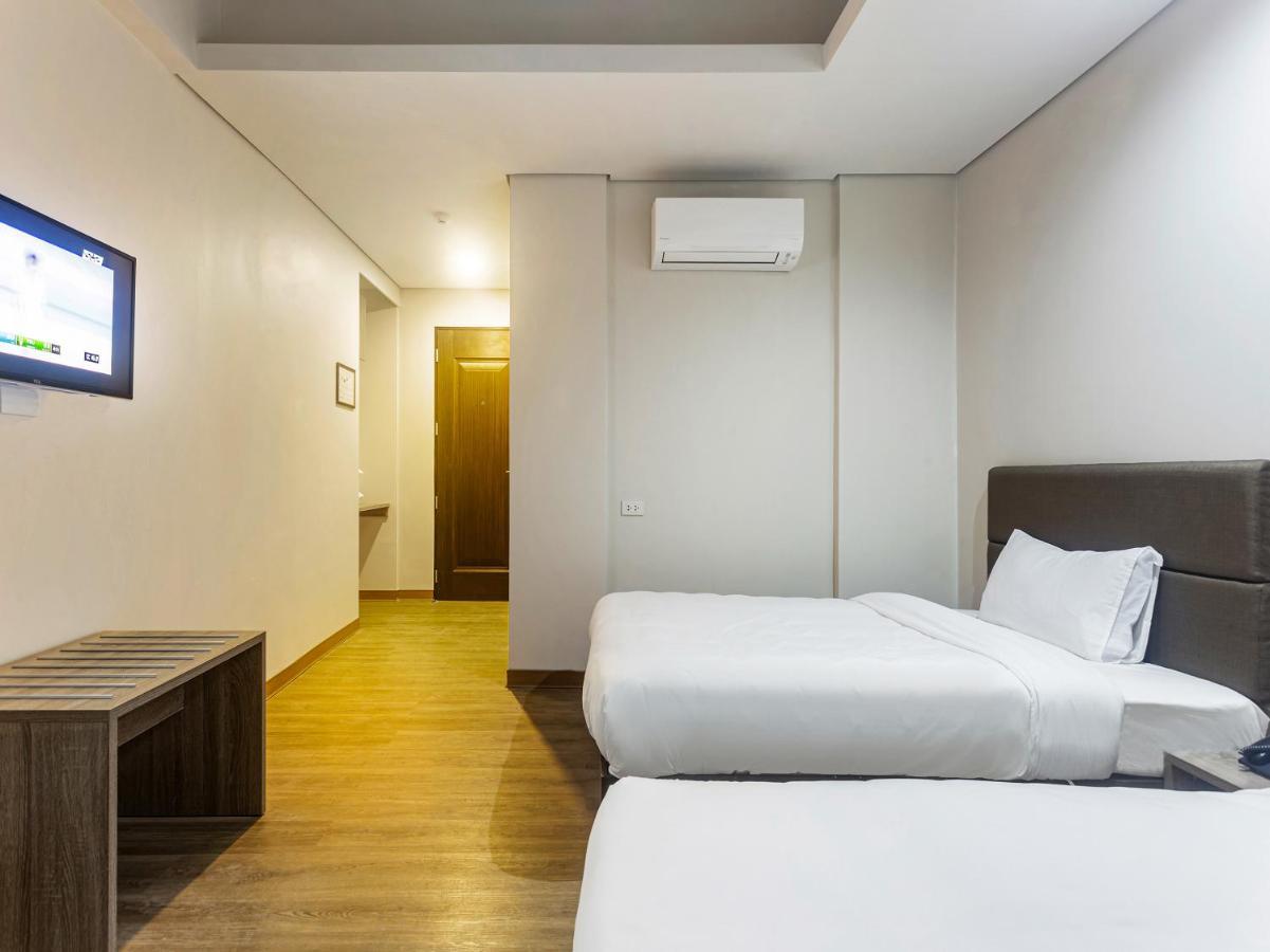 Airo Hotel Manila Zewnętrze zdjęcie