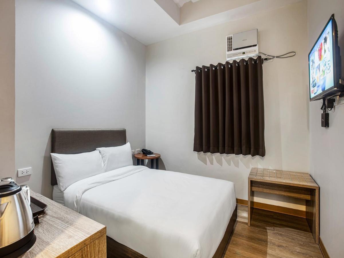 Airo Hotel Manila Zewnętrze zdjęcie