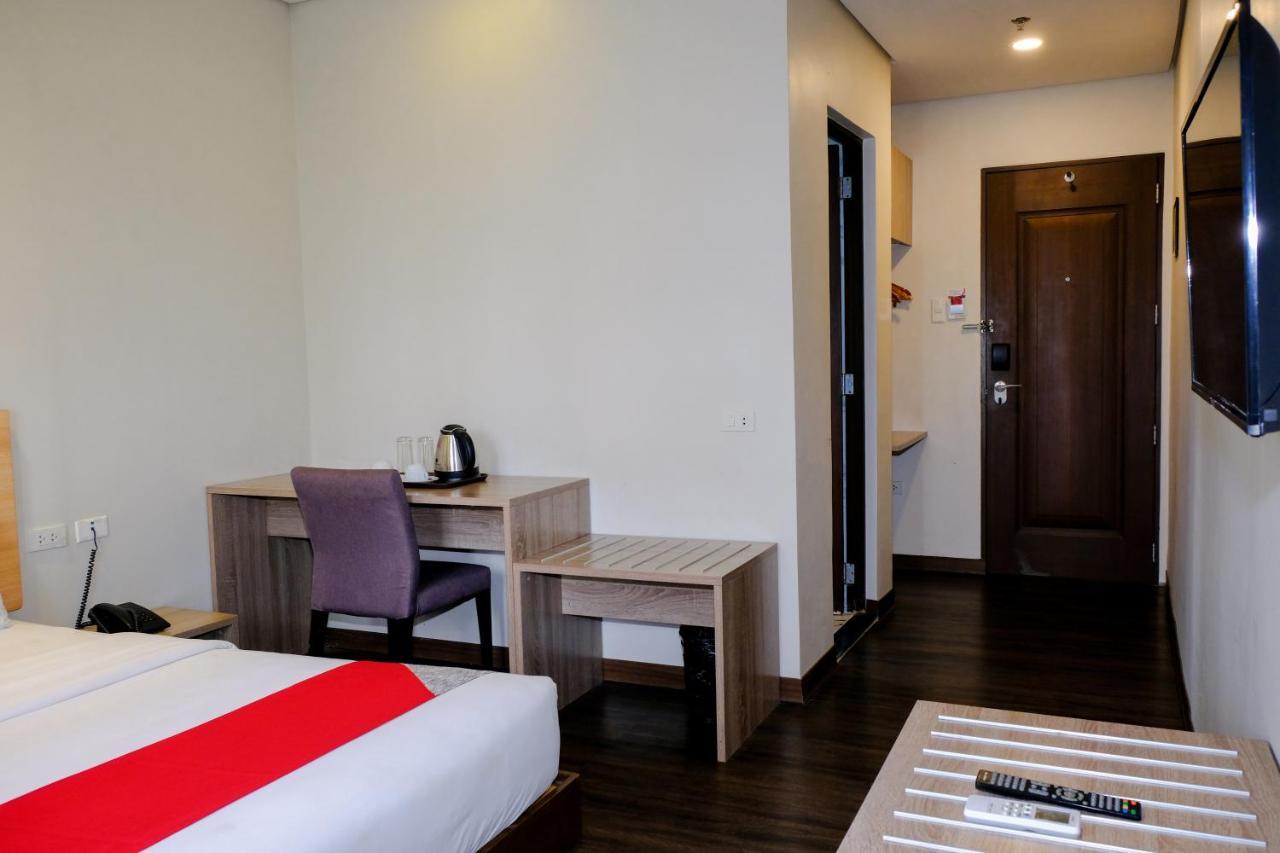 Airo Hotel Manila Zewnętrze zdjęcie