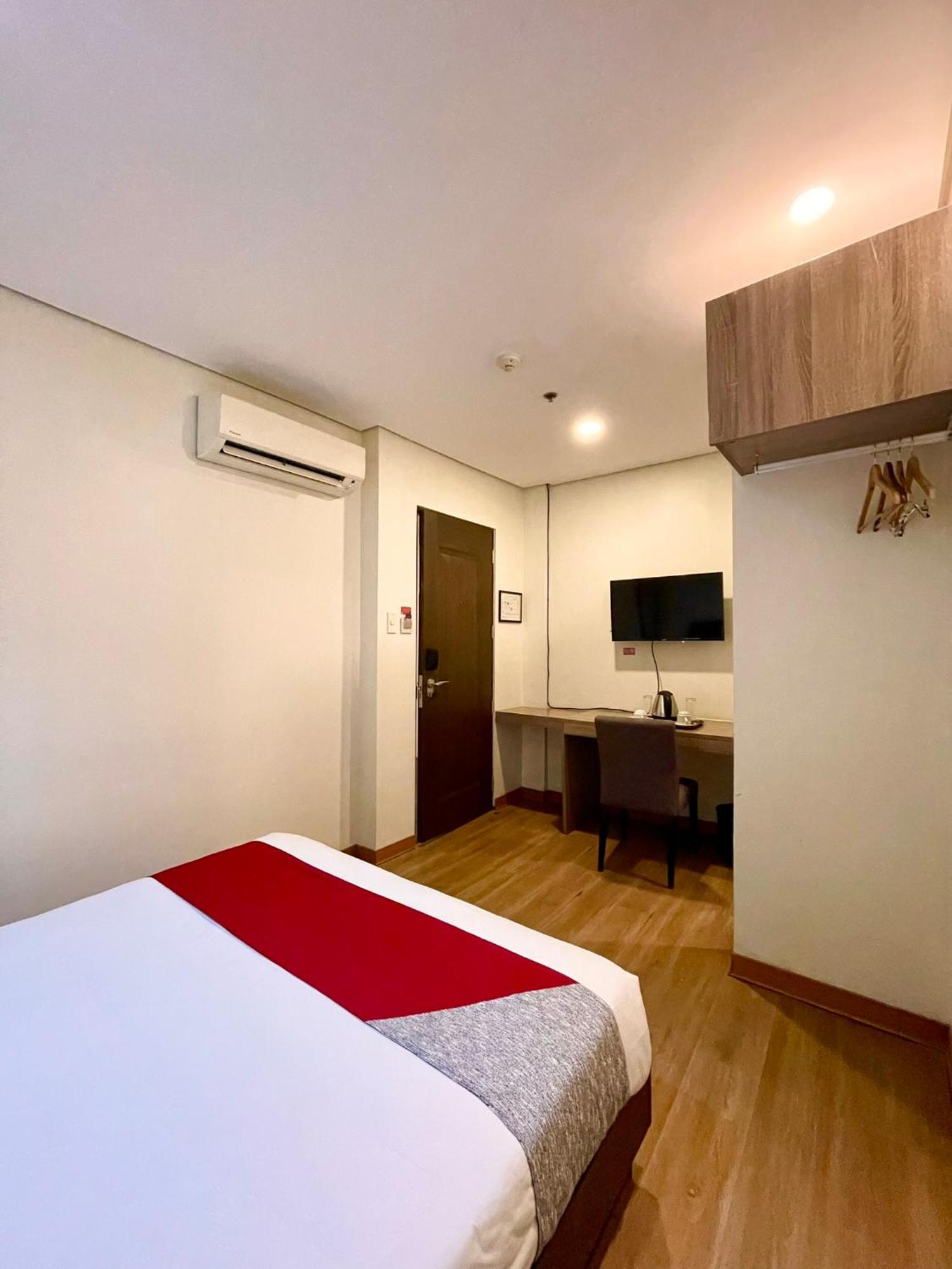 Airo Hotel Manila Zewnętrze zdjęcie